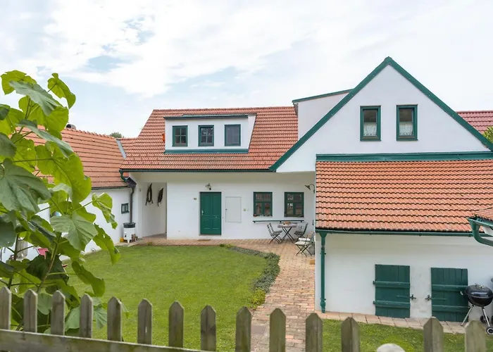 Kuessler By Interhome Holiday home Grub an der March